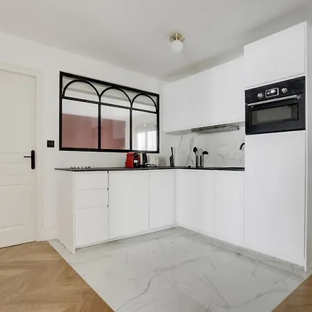 Apartment In The Heart Of In Sentier